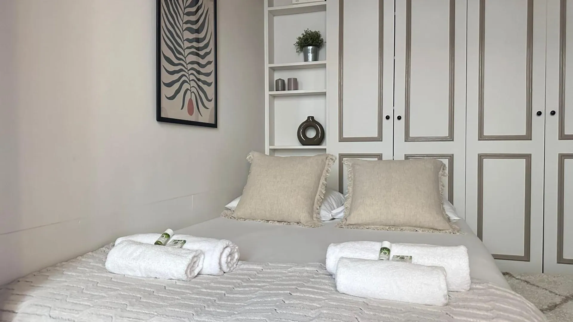 Modern & Dreamy Duplex In Le Marais Apartment Paris 0*,  France